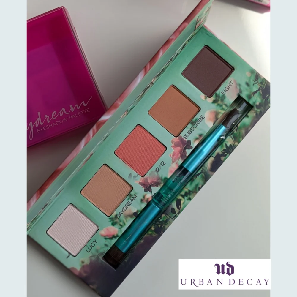 Bundle Urban Decay Kristen Leanne Daydream Palette + Bun Bun Matte Lipstick RARE